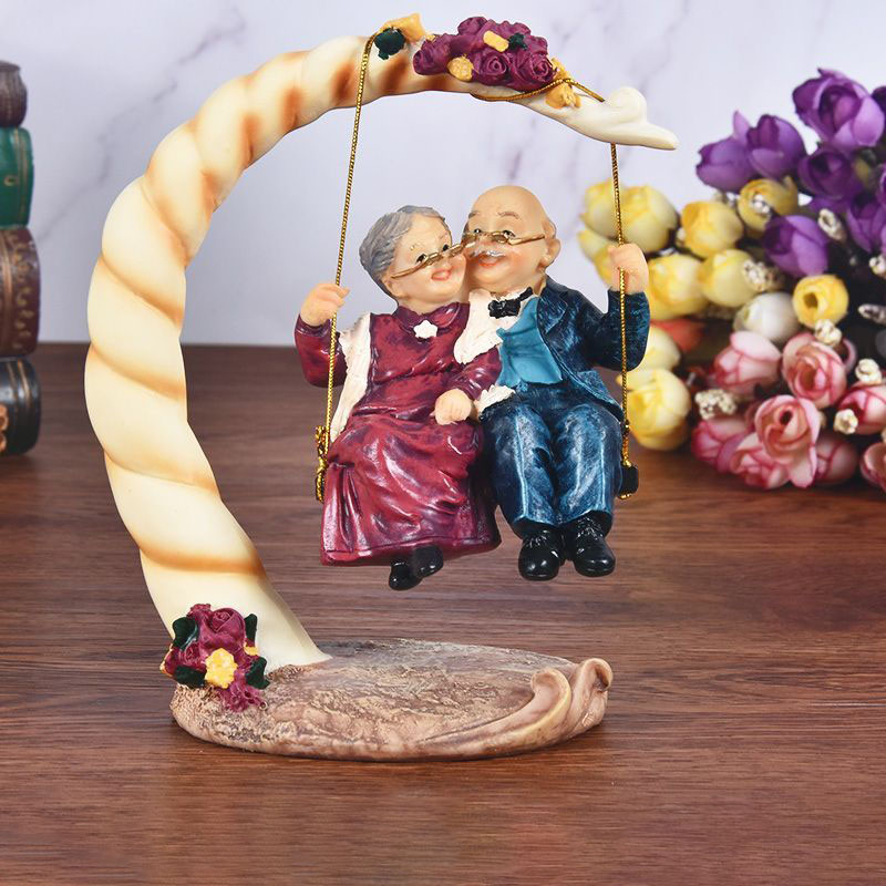 Resin Art Decoration Items - Çin Salıncağı Yaşlı Çiftler Reçine Figürleri