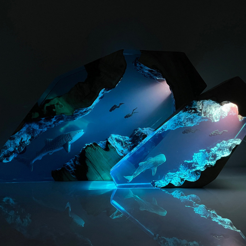 Resin Art Decoration Items - Minyatür Balina Köpekbalığı Dalgıç Reçine Lambası